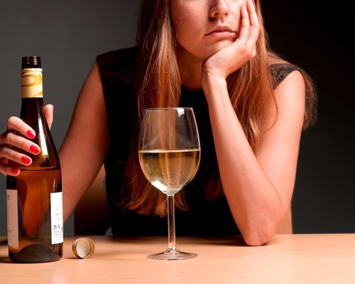 Анонимное лечение женского алкоголизма в Заринске